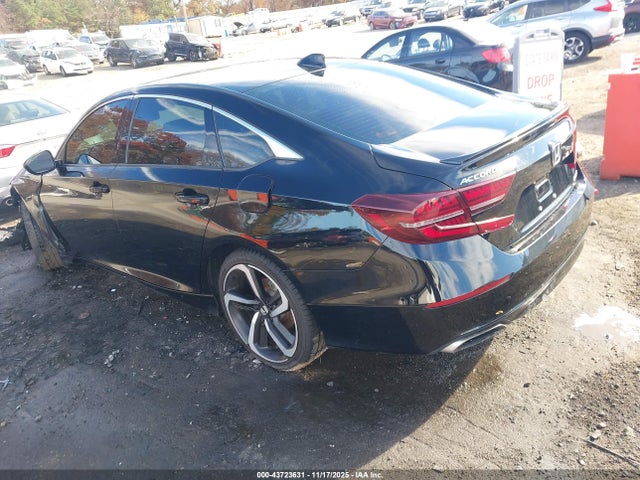 43723631 :رقم المزاد ، 1HGCV1F36NA091851 vin ، 2022 Honda Accord Sport مزاد بيع