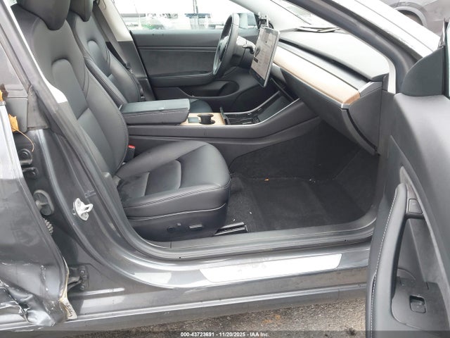 2019 TESLA MODEL 3 5YJ3E1EA3KF307527 Photo 4