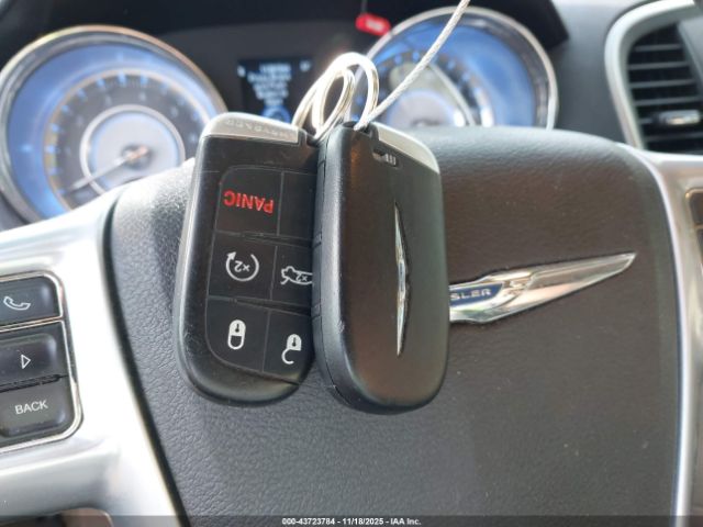 2013 CHRYSLER 300 2C3CCAAGXDH658792 Photo 10