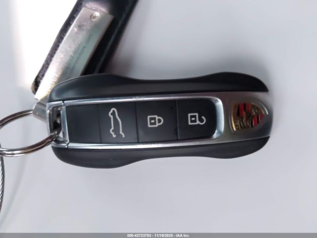 2019 PORSCHE CAYENNE WP1AA2AYXKDA18534 Photo 10