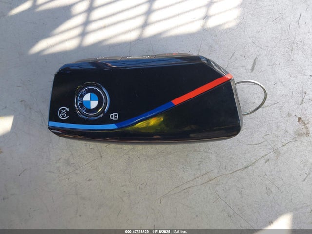 WBS83FK02SCU36580 BMW M5