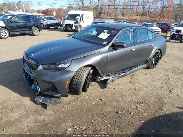 WBS83FK02SCU36580 BMW M5