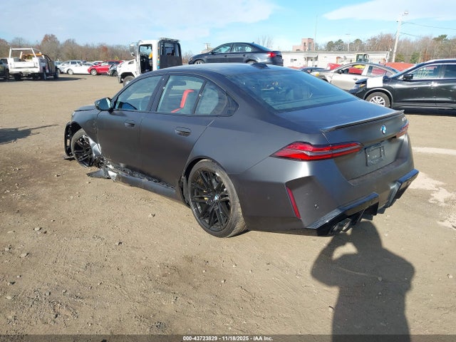 WBS83FK02SCU36580 BMW M5