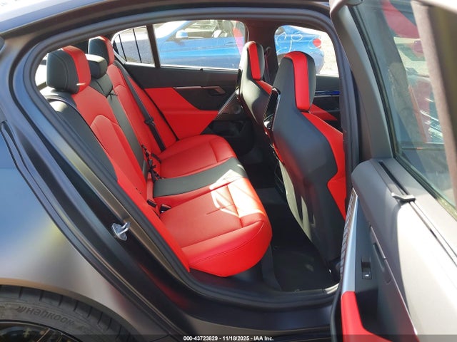 WBS83FK02SCU36580 BMW M5