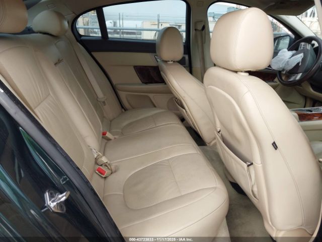 2009 JAGUAR XF SAJWA06B39HR28871 Photo 7