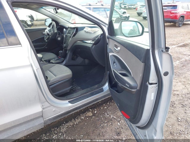 Продажа на аукционе авто 2016 Hyundai Santa Fe Se, vin: KM8SMDHF2GU144354, номер лота: 43723955