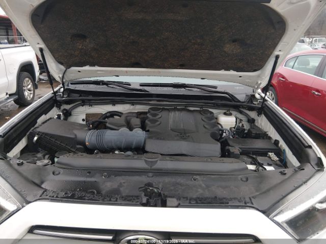 2023 TOYOTA 4RUNNER JTEKU5JR1P6209807 Photo 9