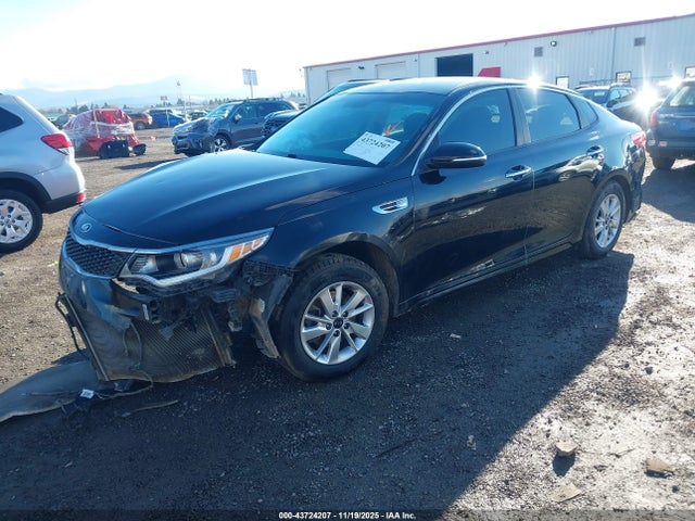 KIA Optima Lx 2018 5XXGT4L31JG249653 Image 2