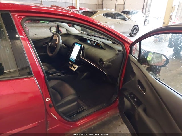 Toyota Prius Prime Advanced 2017 JTDKARFP4H3024665 Image 5