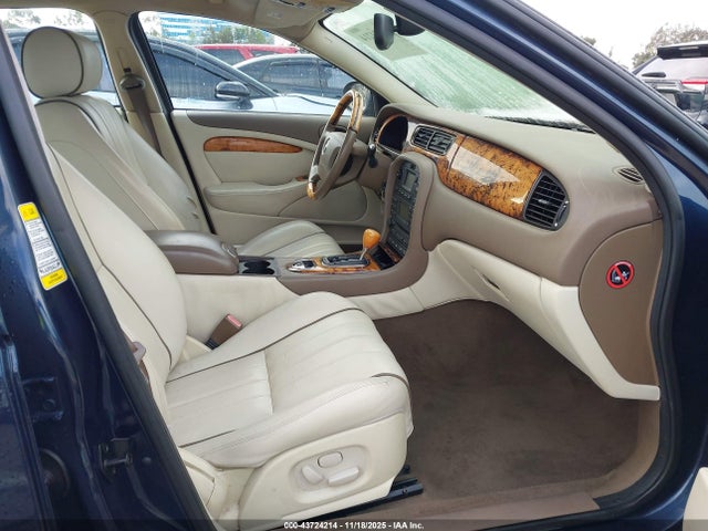 2007 Jaguar S-type 3.0 V6 მანქანა იყიდება აუქციონზე, vin: SAJWA01A97FN73857, აუქციონის ნომერი: 43724214