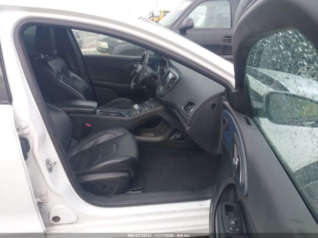 2015 CHRYSLER 200 1C3CCCBG0FN587848 Photo 4