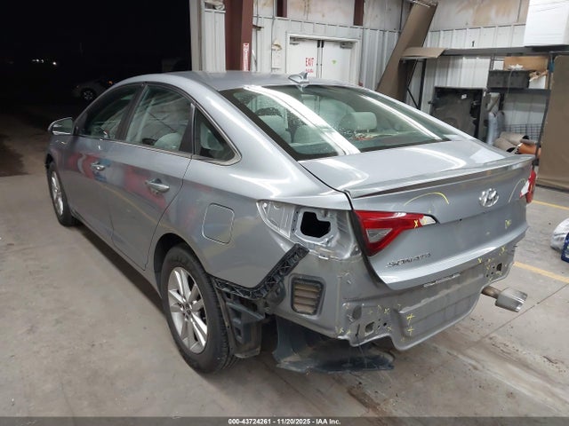 Hyundai Sonata 2016 5NPE24AF0GH417772 Image 3