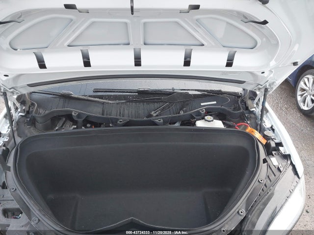 2022 TESLA MODEL X 7SAXCAE57NF344033 Photo 9