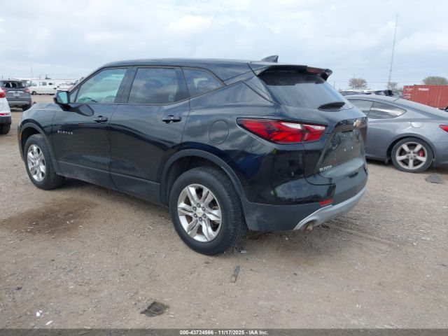 2020 CHEVROLET BLAZER 3GNKBBRA1LS572158 Photo 2