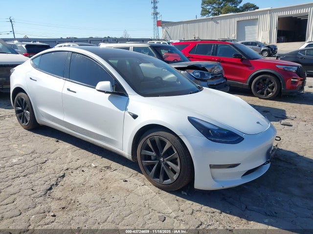 2022 TESLA MODEL 3 5YJ3E1EB1NF257837 Photo 0
