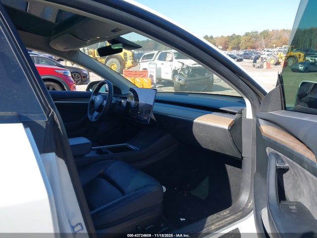 2022 TESLA MODEL 3 5YJ3E1EB1NF257837 Photo 4