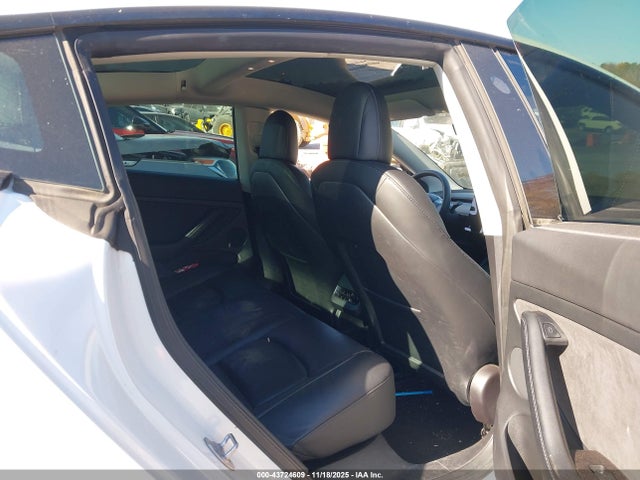 2022 TESLA MODEL 3 5YJ3E1EB1NF257837 Photo 7