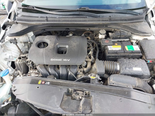 5NPD84LF6JH244421 Hyundai ELANTRA SEL