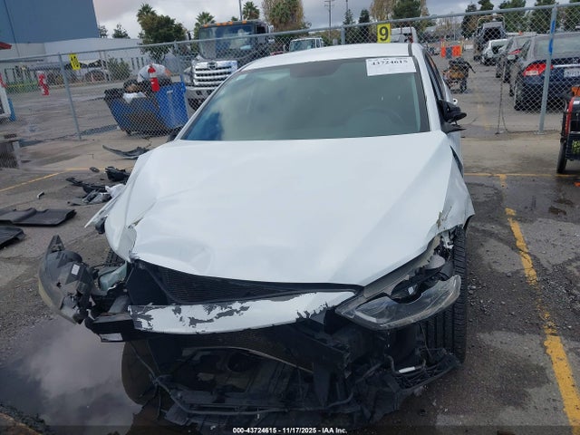 5NPD84LF6JH244421 Hyundai ELANTRA SEL