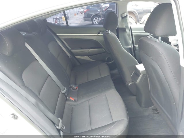 5NPD84LF6JH244421 Hyundai ELANTRA SEL