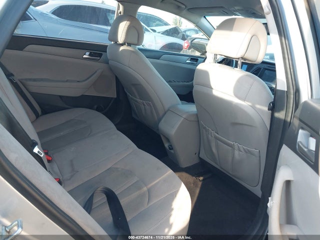 5NPE24AFXHH574971 Hyundai SONATA SE