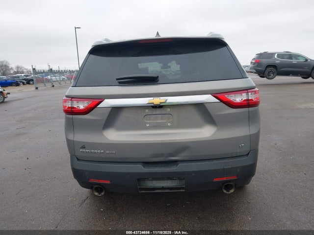 1GNEVHKW8JJ275433 Chevrolet Traverse 3lt