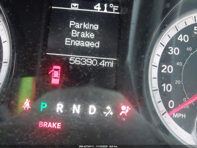 43724711 :رقم المزاد ، 1C6RR7FT5JS214695 vin ، 2018 Ram 1500 مزاد بيع