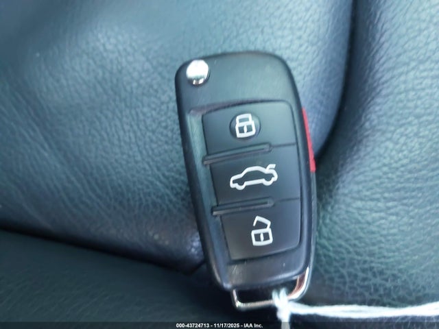 2016 AUDI A3 WAUE8GFF7G1008813 Photo 10