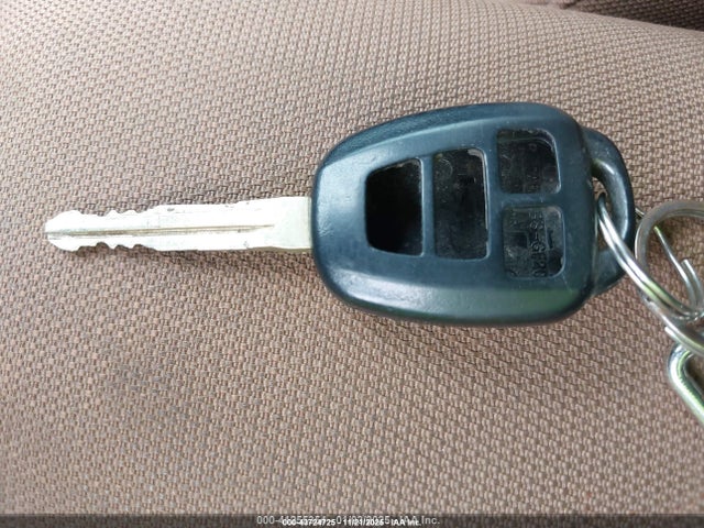 Toyota COROLLA LE 2014 5YFBURHE3EP037817 Image 11