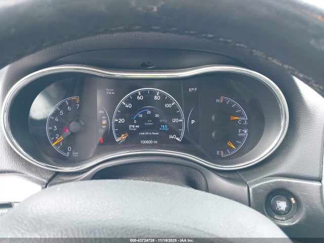1C4RJEAG4FC160144 Jeep Grand Cherokee Altitude