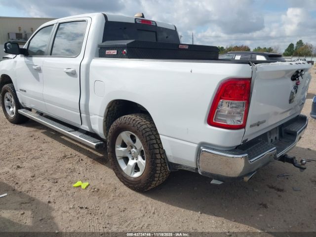 2022 RAM 1500 1C6SRFFT0NN447433 Photo 2