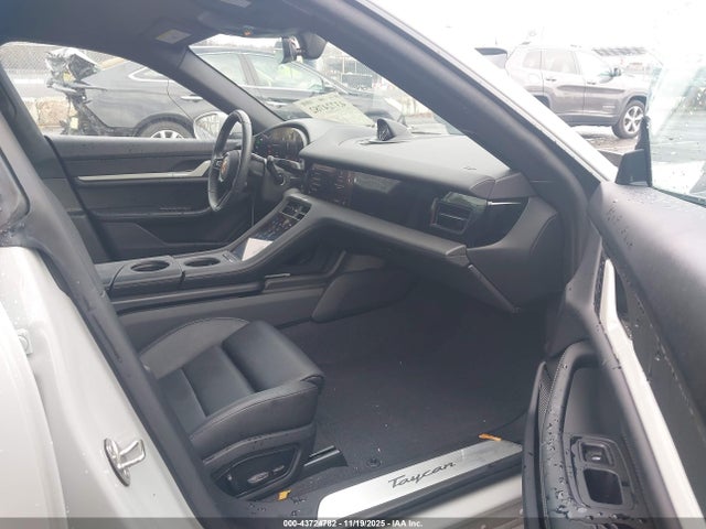 WP0AA2Y10SSA11682 Porsche Taycan 4
