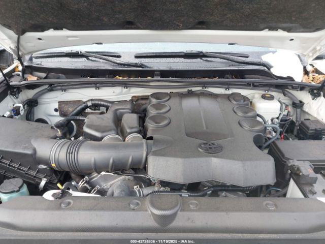 2023 TOYOTA 4RUNNER JTEKU5JR0P6184883 Photo 9
