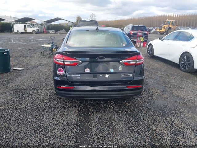 Ford Fusion Hybrid Titanium 2020 3FA6P0RU4LR182405 Image 17