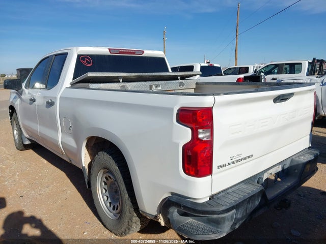 Продажа на аукционе авто 2022 Chevrolet Silverado 1500 4wd  Standard Bed Wt, vin: 1GCRDAEDXNZ528838, номер лота: 43724859
