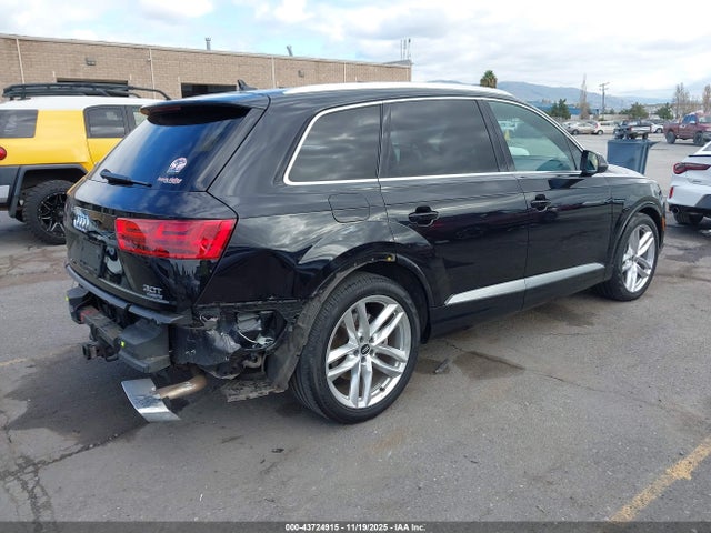 2018 AUDI Q7 WA1VAAF74JD027901 Photo 3