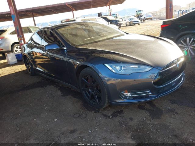 2015 TESLA MODEL S 5YJSA1H40FF096760