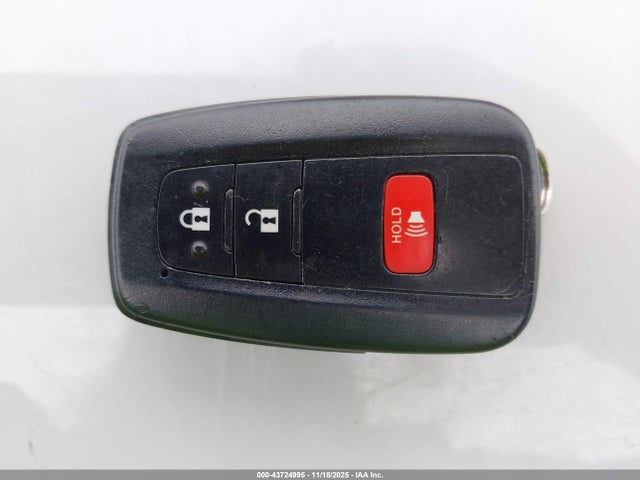 JTNK4RBE1K3010429 Toyota COROLLA SE
