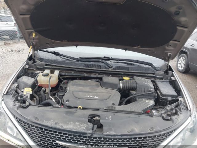 2017 CHRYSLER PACIFICA 2C4RC1BGXHR595584 Photo 9