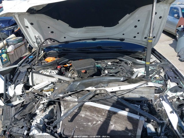 2018 BMW 530E WBAJA9C54JB034636 Photo 9