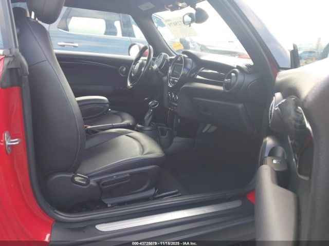 2019 MINI CONVERTIBLE WMWWG5C58K3H08511 Photo 4