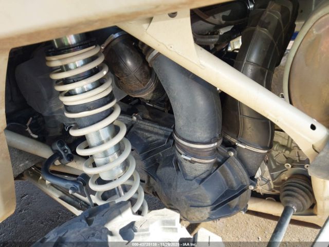 2022 CAN-AM MAVERICK X3 MAX 3JBVNAV4XNE000257 Photo 8