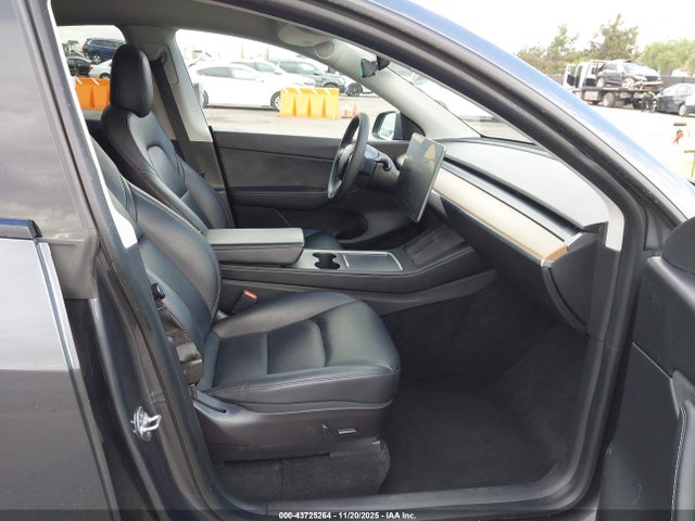 2022 TESLA MODEL Y 7SAYGDEE3NF365276 Photo 4