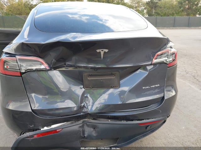 2022 TESLA MODEL Y 7SAYGDEE3NF365276 Photo 5