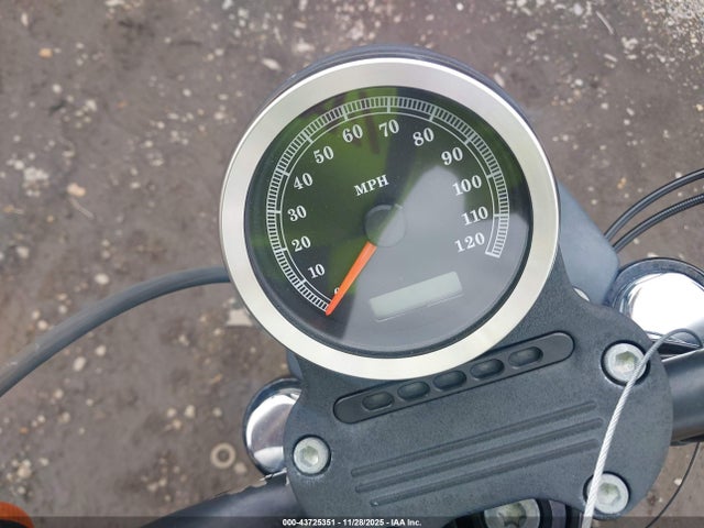 2013 HARLEY-DAVIDSON XL883 1HD4LE215DC433571 Photo 6