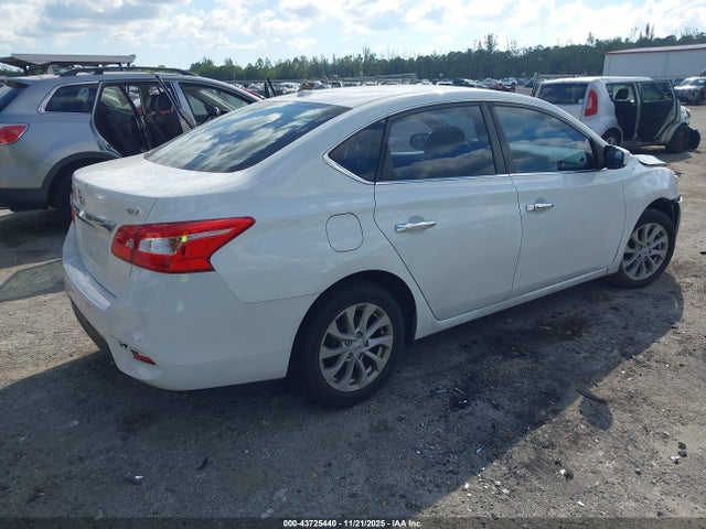 2017 NISSAN SENTRA 3N1AB7AP5HY367130 Photo 3