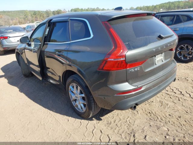 2018 VOLVO XC60 YV4102RK7J1013731 Photo 2