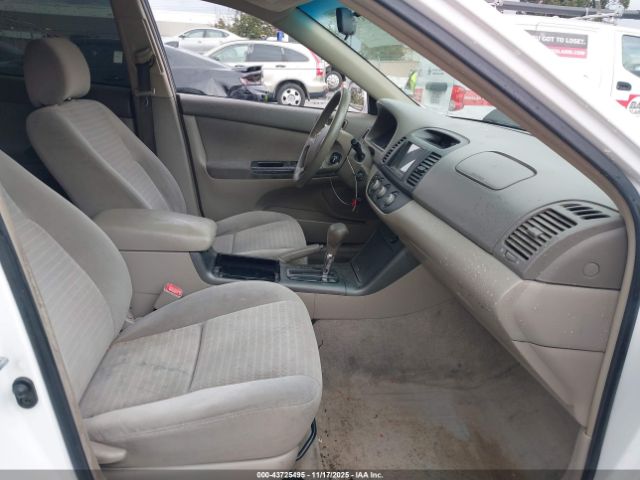 2005 TOYOTA CAMRY 4T1BE32K65U027869 Photo 4