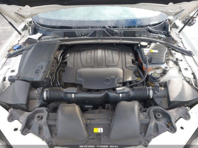 2010 JAGUAR XF SAJWA0JC1AMR53957 Photo 9