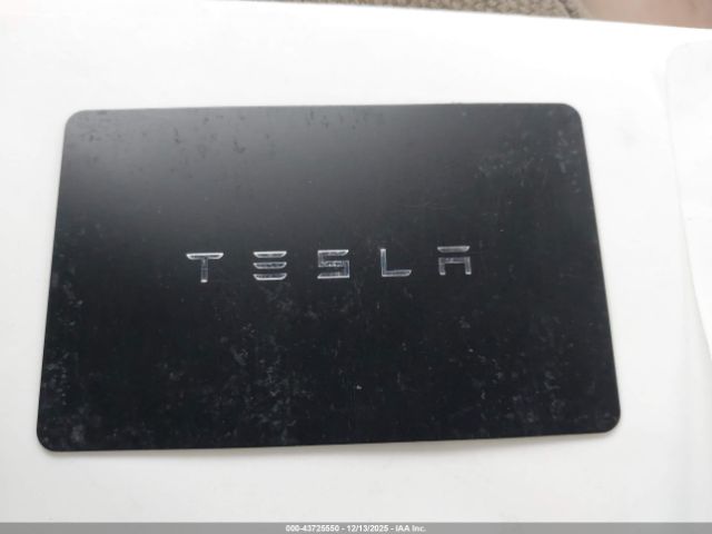 2024 TESLA MODEL Y 7SAYGDEDXRF151981 Photo 10